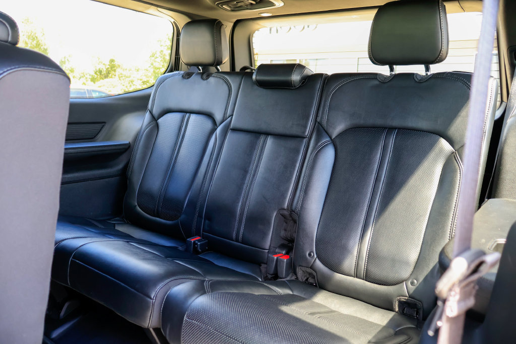 Used 2024 Jeep Wagoneer Series II w/ Flexible Seating Group RWD image 11