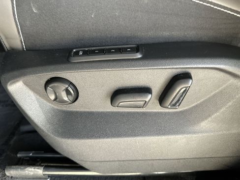 Used 2023 Volkswagen Atlas SEL Premium image 14