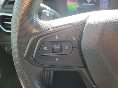 Used 2023 Chevrolet Bolt LT image 18