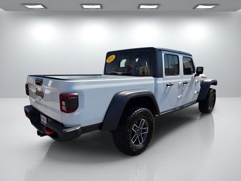 Used 2024 Jeep Gladiator Mojave image 6