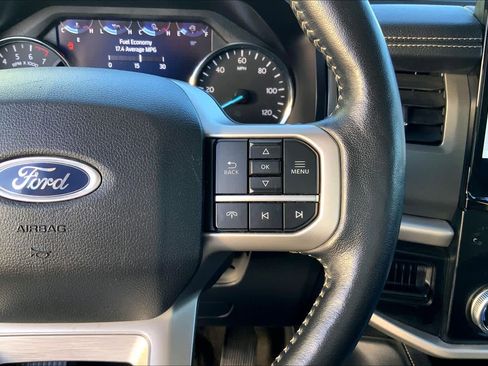 Used 2024 Ford Expedition XLT RWD image 25