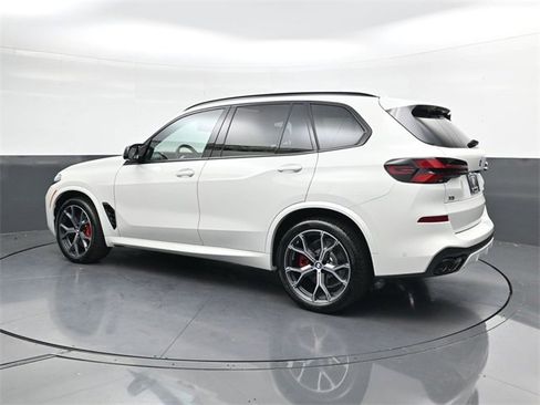 New 2026 BMW X5 M60i w/ Climate Comfort Package image 6