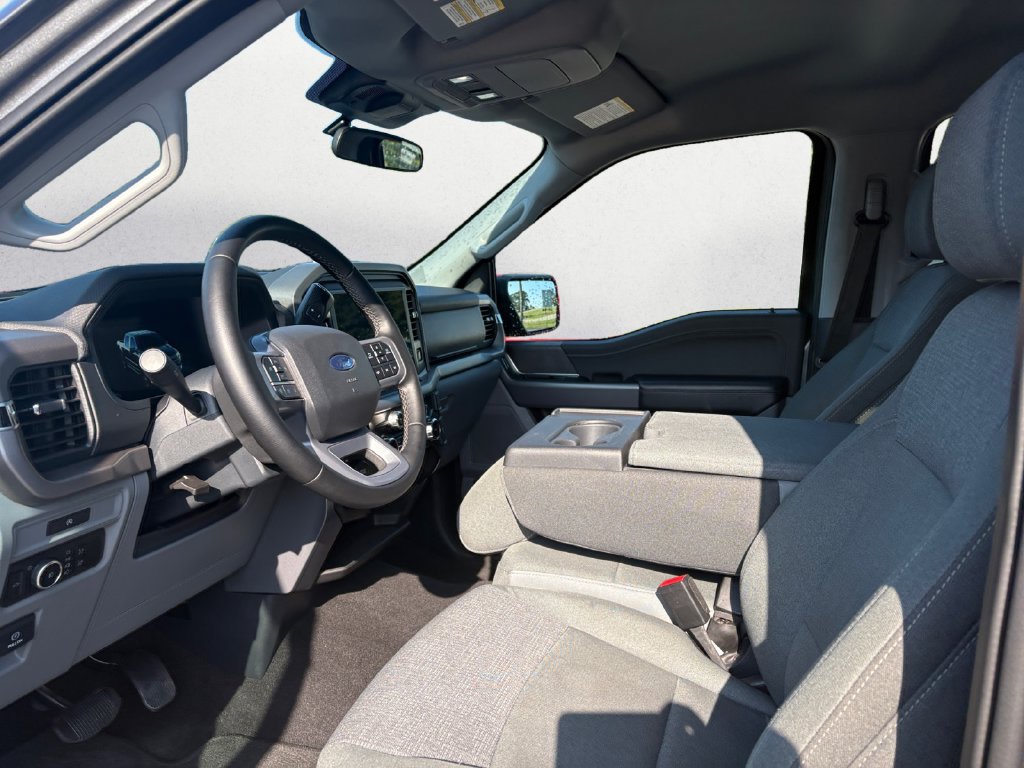 Used 2025 Ford F150 XLT w/ Equipment Group 301A Standard AWD/4WD image 9