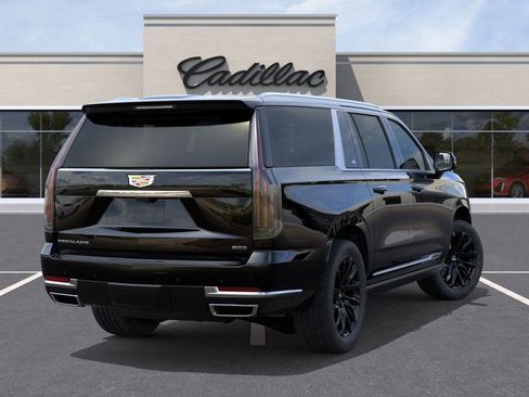 New 2026 Cadillac Escalade ESV Luxury w/ LPO, Floor Liner Package AWD/4WD image 4