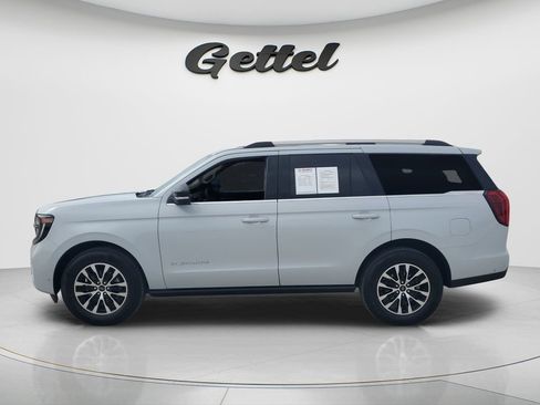 Used 2025 Ford Expedition Platinum AWD/4WD image 8