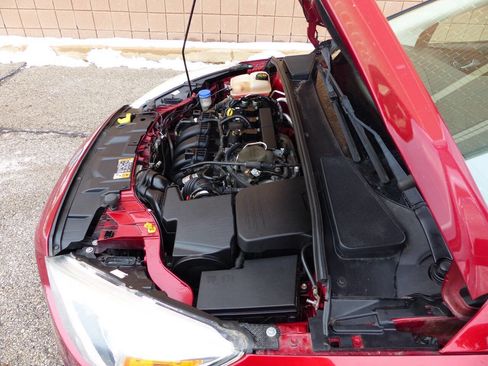 Used 2016 Ford Focus SE image 16