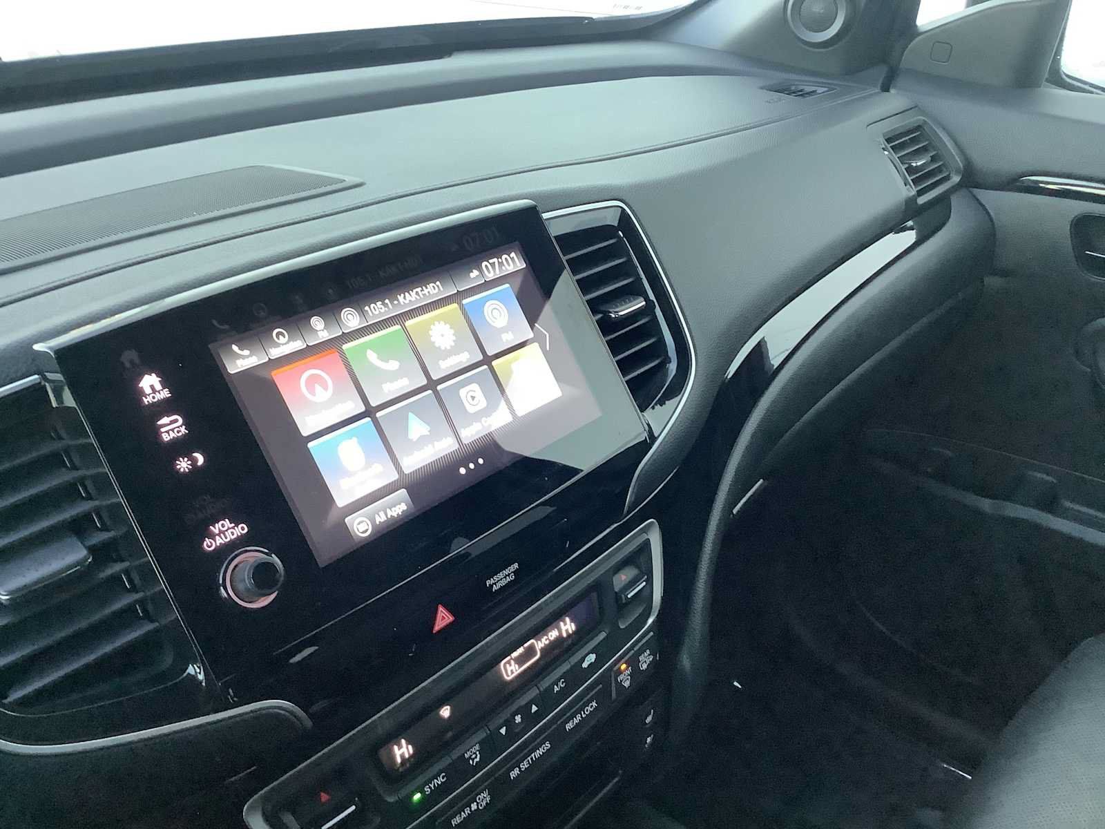 Used 2023 Honda Passport Elite image 17