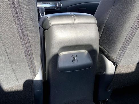 Used 2025 Nissan Sentra SV w/ All-Weather Package image 32