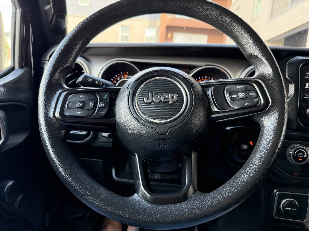 Used 2018 Jeep Wrangler Unlimited Sport AWD/4WD image 24