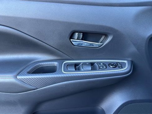 Used 2025 Nissan Versa SR w/ Trunk Package image 11