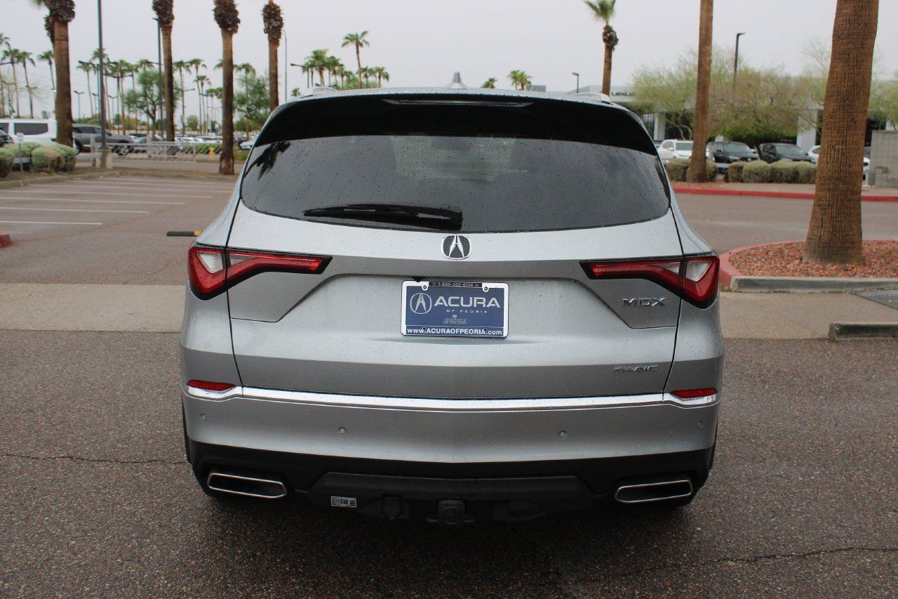 Used 2022 Acura MDX w/ Advance Package AWD/4WD image 4