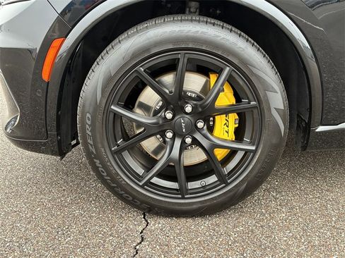Used 2024 Dodge Durango SRT image 13