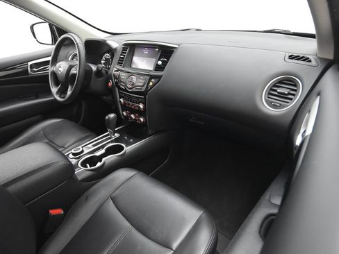 Used 2017 Nissan Pathfinder SV AWD/4WD image 30