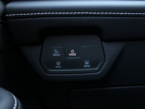 New 2026 Volkswagen Atlas SE image 20