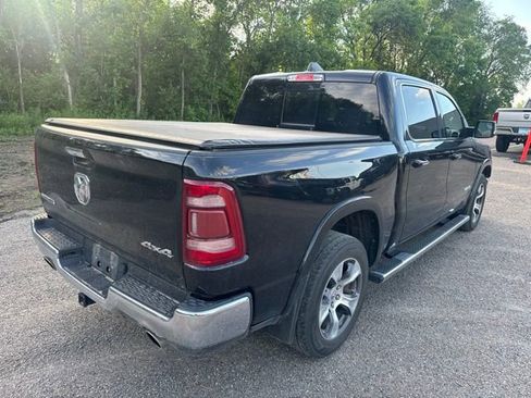 Used 2019 RAM 1500 Laramie AWD/4WD image 13