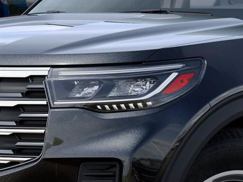 New 2027 Ford Explorer Active AWD/4WD image 18
