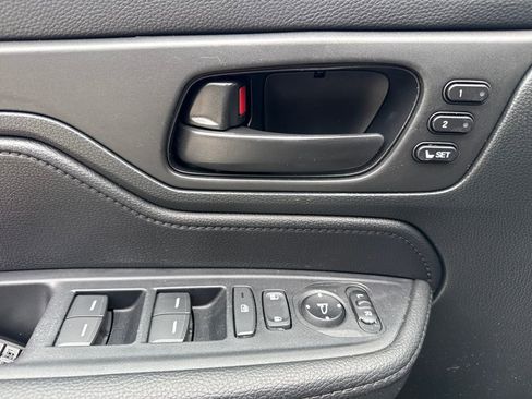 Used 2023 Honda Odyssey Sport image 15