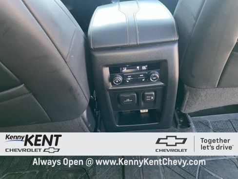 Certified 2021 Chevrolet Traverse Premier image 16