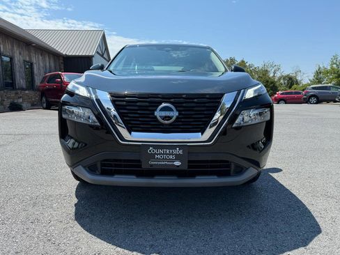 Used 2023 Nissan Rogue SV FWD image 9