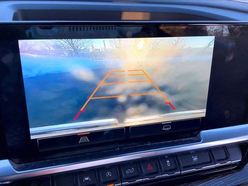 Used 2023 GMC Sierra 1500 Elevation image 27