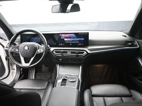 Used 2023 BMW 330i Sedan w/ Driving Assistance Package RWD image 14