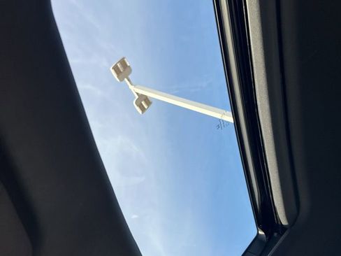 Used 2023 Honda Passport EX-L image 15