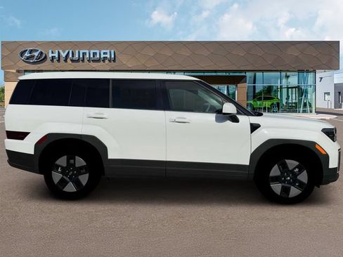 New 2026 Hyundai Santa Fe SE FWD image 9