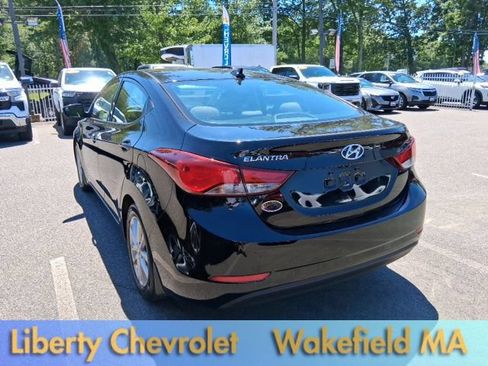 Used 2016 Hyundai Elantra SE w/ Option Group 02 FWD image 12