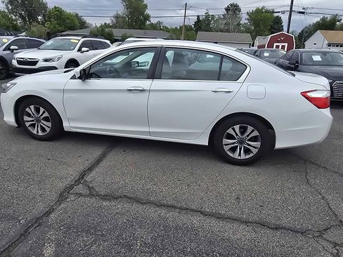 Used 2015 Honda Accord LX image 29