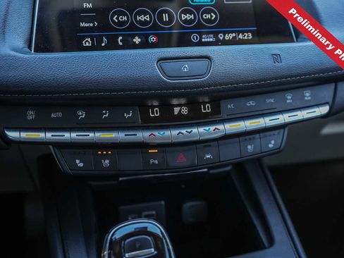 Used 2020 Cadillac XT4 Premium Luxury FWD image 20