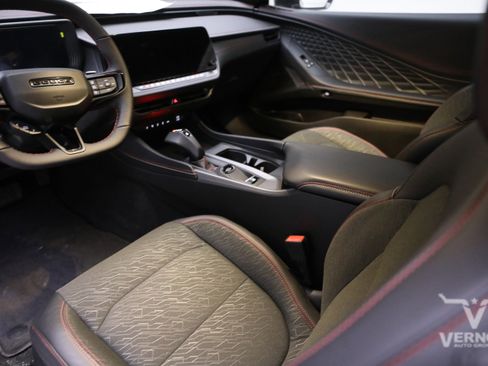 New 2026 Dodge Charger Scat Pack w/ Wheel & Tire Package image 9