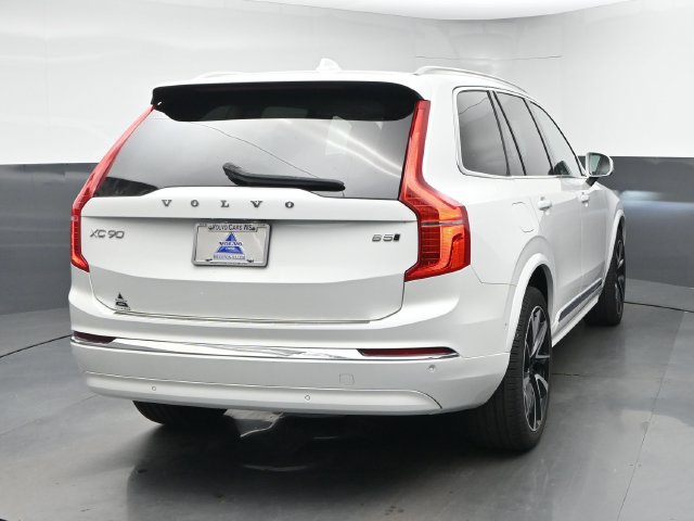 Used 2024 Volvo XC90 B5 Plus w/ Protection Package Premier AWD/4WD image 8