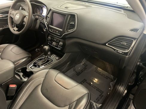 Used 2023 Jeep Cherokee Altitude Lux AWD/4WD image 22