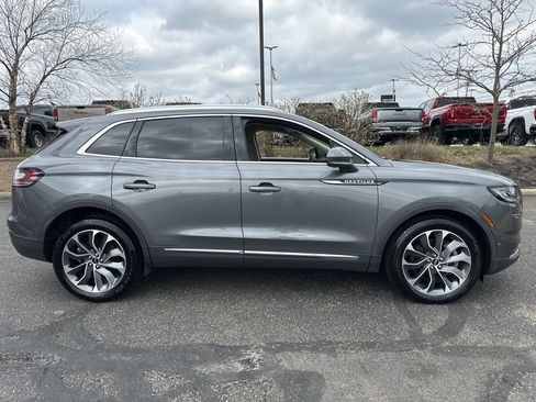 Used 2022 Lincoln Nautilus Reserve w/ Equipment Group 201A AWD/4WD image 10
