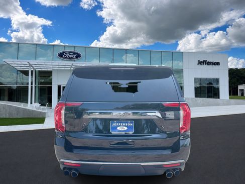 Used 2023 GMC Yukon Denali Ultimate AWD/4WD image 4