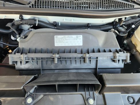 New 2025 Chevrolet Express 2500 w/ Driver Convenience Package image 30