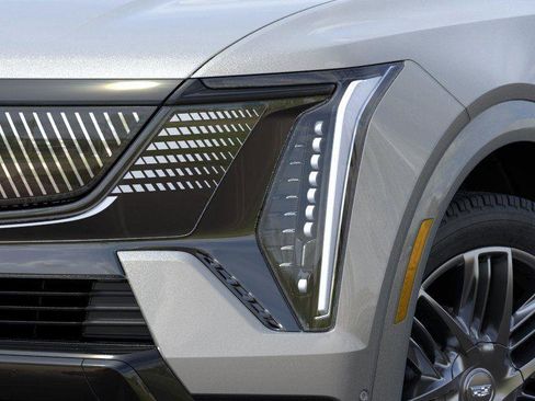 New 2025 Cadillac Escalade IQ Sport 1 w/ LPO, ONYX Package AWD/4WD image 11