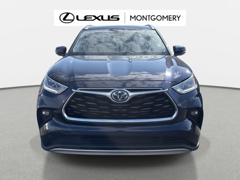 Used 2023 Toyota Highlander Platinum image 8