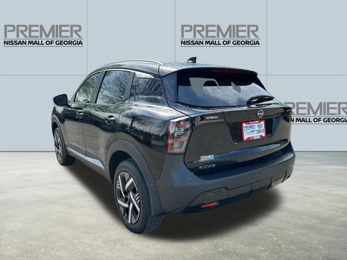 New 2026 Nissan Kicks SV w/ SV Premium Package image 7