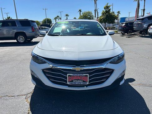Used 2024 Chevrolet Malibu LT FWD image 2