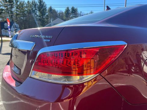 Used 2010 Buick LaCrosse CXL image 13