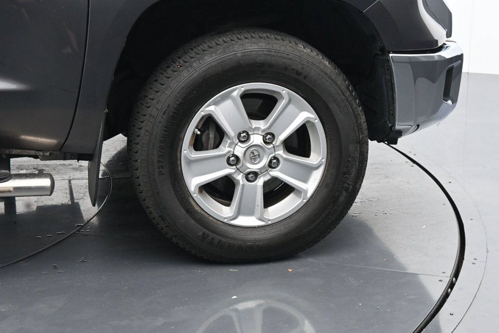 Used 2014 Toyota Tundra SR5 w/ SR5 Upgrade Package AWD/4WD image 11