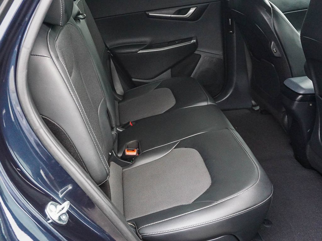 Certified 2023 Kia EV6 Light RWD image 14