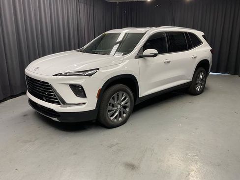 New 2026 Buick Enclave Preferred AWD/4WD image 3