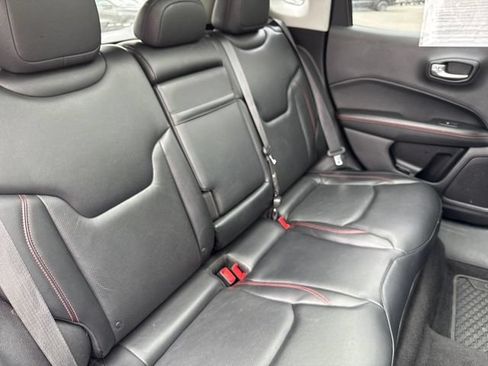 Used 2017 Jeep Compass Trailhawk w/ Leather Interior Group AWD/4WD image 21