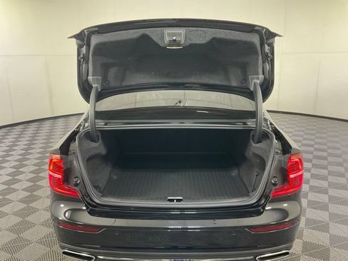 Certified 2022 Volvo S60 B5 Inscription AWD/4WD image 34