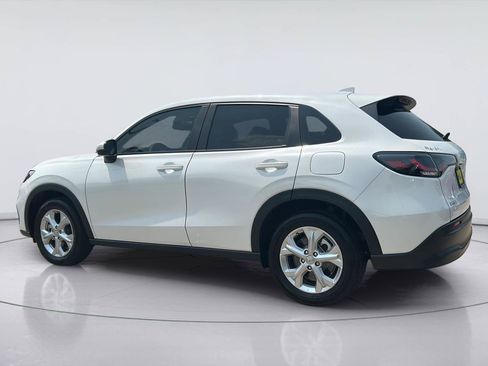Used 2025 Honda HR-V LX image 4