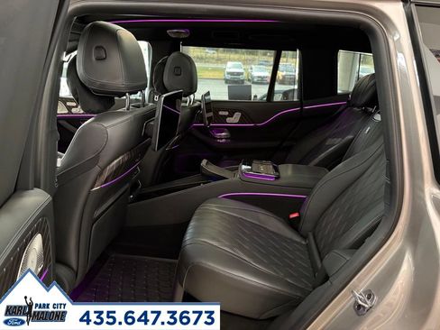 Used 2025 Mercedes-Benz Maybach GLS 600 4MATIC image 26