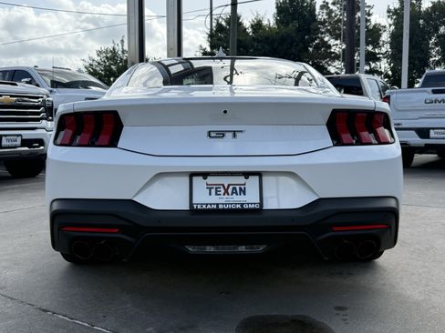 Used 2026 Ford Mustang GT Premium RWD image 6