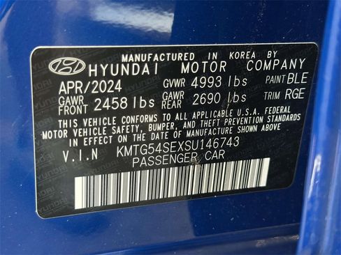 Used 2025 Genesis G70 3.3T Advanced image 37